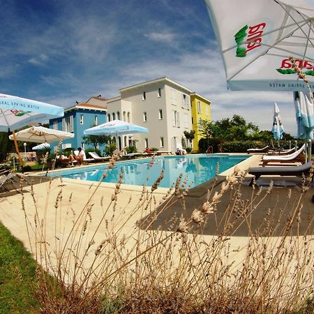 Hotel Manora Нерезине Экстерьер фото