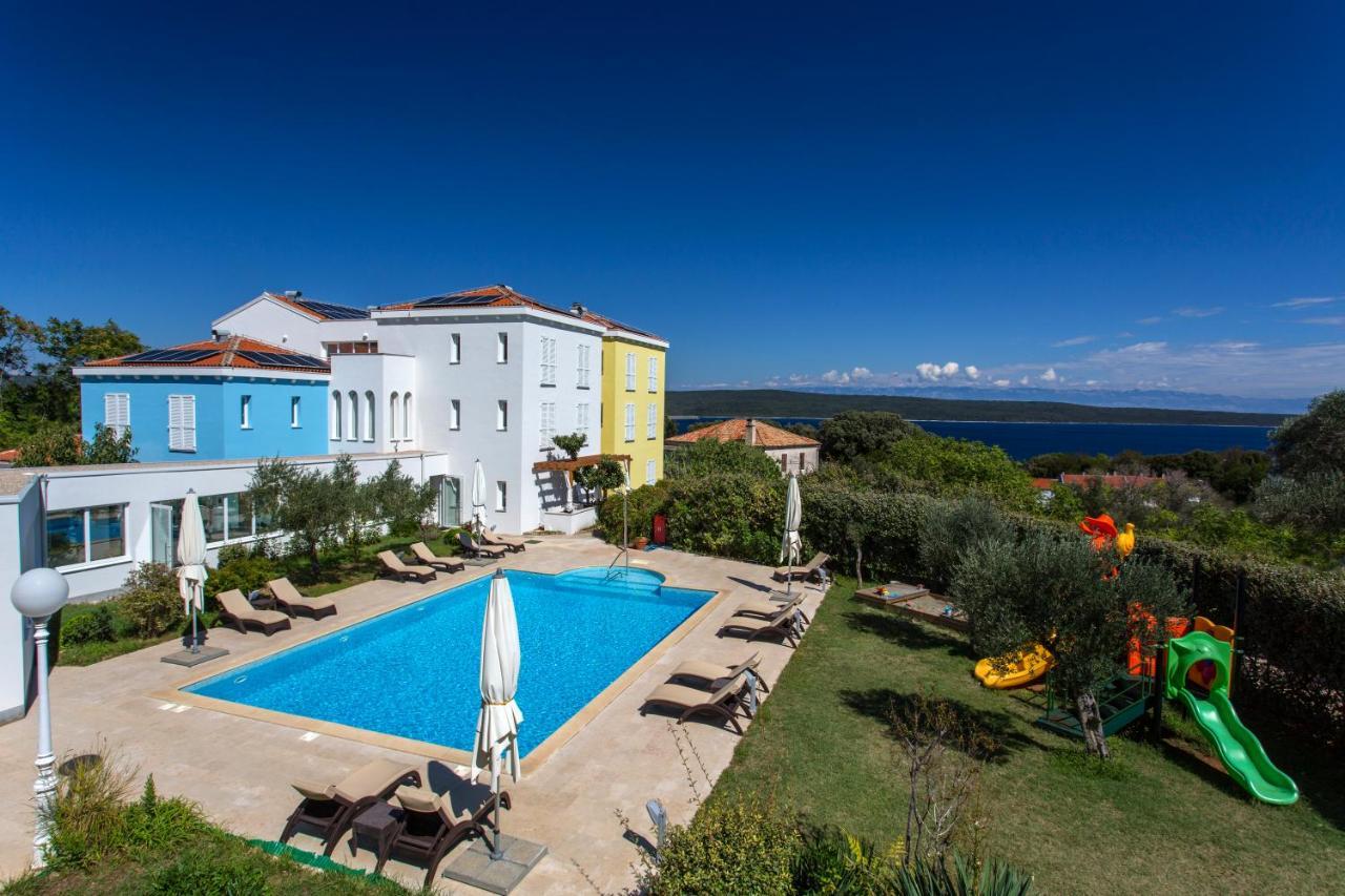 Hotel Manora Нерезине Экстерьер фото