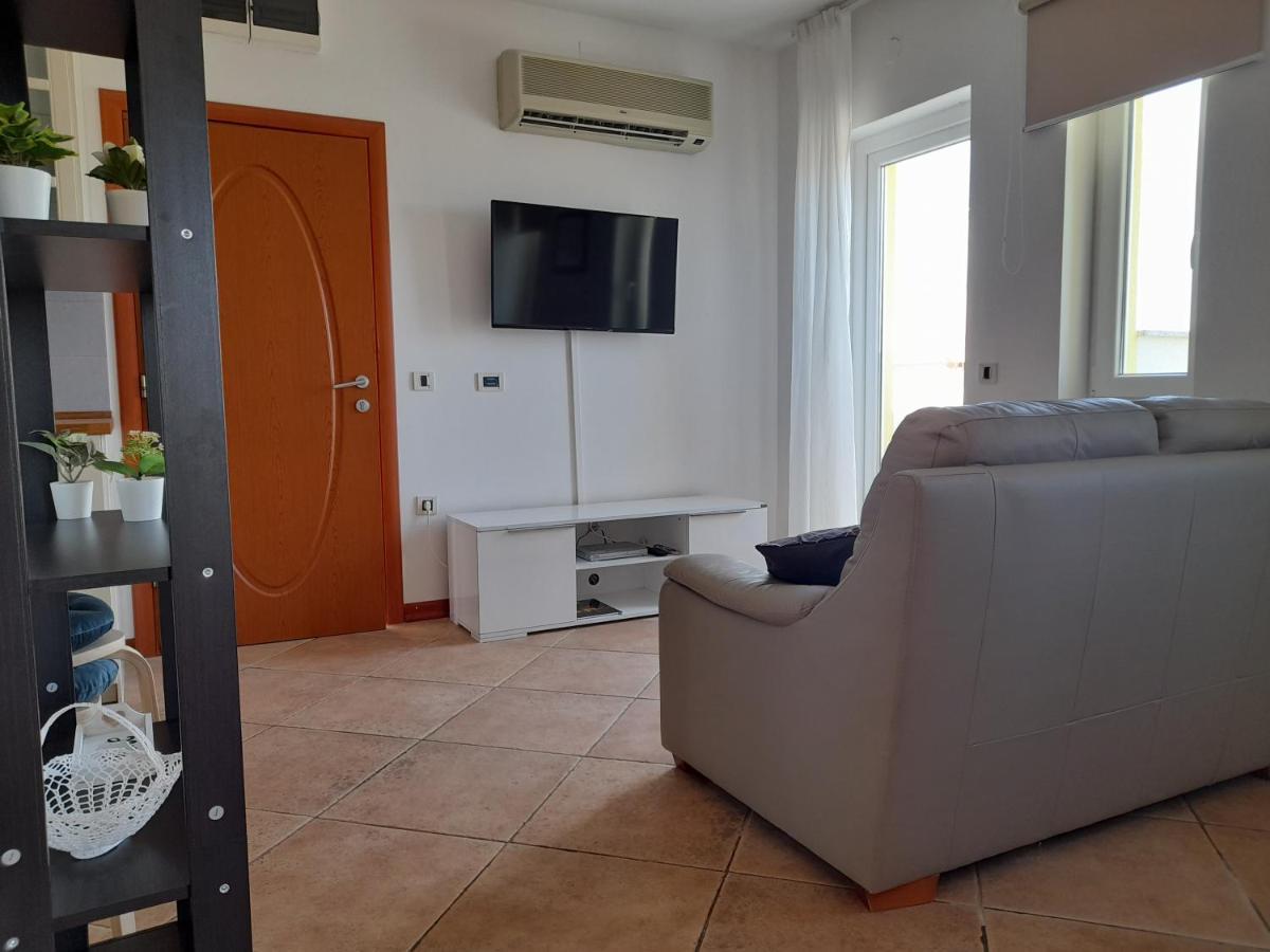 Hotel Manora Нерезине Экстерьер фото
